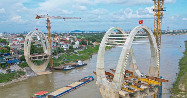 Lộ diện ‘dải lụa giao duyên’ bằng thép vắt qua sông Đuống