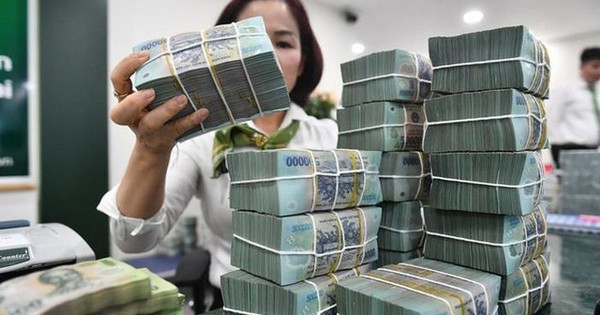 Từ tháng 9, lương lãnh đạo doanh nghiệp Nhà nước có thể lên tới hàng trăm triệu đồng