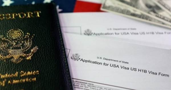 Visa H-1B là gì, ai đủ điều kiện được cấp visa H-1B ở Mỹ?