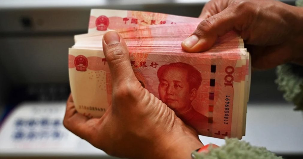 Thu nhập người dân giảm, nợ xấu cá nhân tăng mạnh lên 118 tỷ USD: Cơn đau đầu mới của hệ thống ngân hàng Trung Quốc
