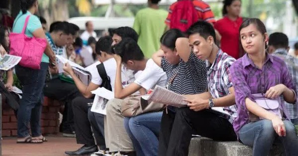 Hồ sơ hưởng trợ cấp thất nghiệp tại Hà Nội giảm mạnh