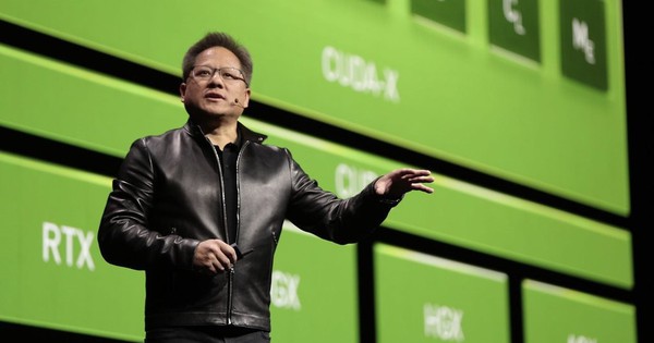 Tiền nhiều để làm gì? Nvidia đau đầu với hàng loạt dự án đầu tư, đổ 100 tỷ USD cho OpenAI, chia 110 tỷ USD cho cổ đông vẫn chưa hết tiền