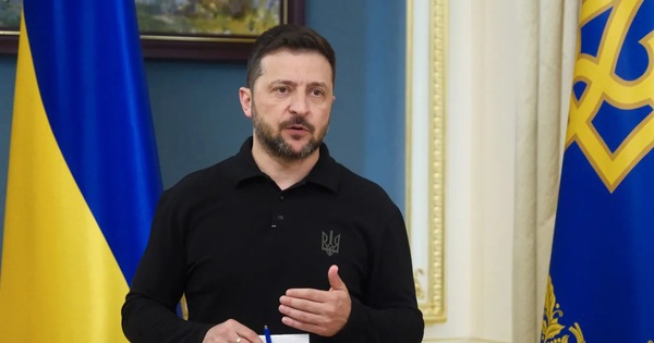Ukraine - Hungary leo thang căng thẳng