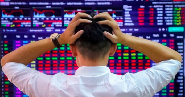 Hơn 100.000 tỷ đồng rút khỏi thị trường chứng khoán Việt Nam từ đầu năm, điều gì đang diễn ra?