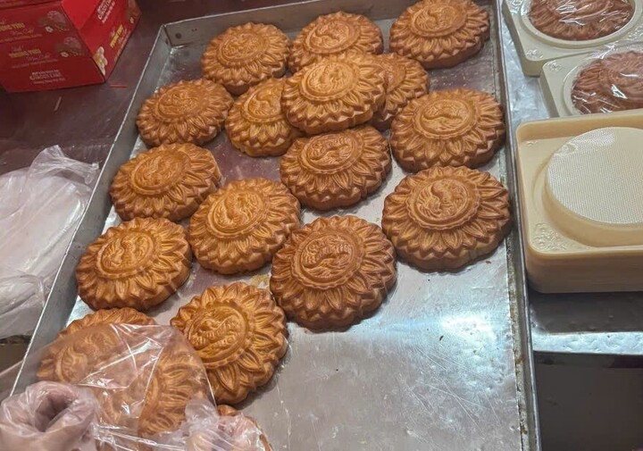 Phát hiện gần 10.000 chiếc bánh trung thu không rõ nguồn gốc ở Đà Nẵng - Ảnh 1