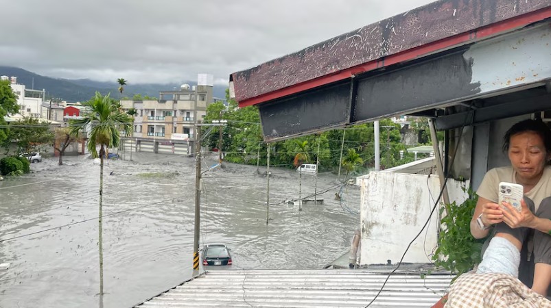 Ảnh hiếm siêu bão Ragasa từ vũ trụ: Cảnh tượng dữ dội như nuốt chửng Trái Đất, phi hành gia ISS nghẹt thở - Ảnh 7