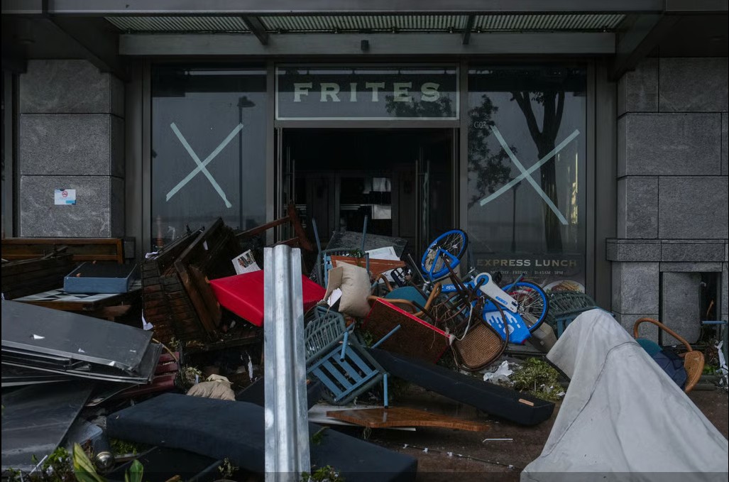 Ảnh hiếm siêu bão Ragasa từ vũ trụ: Cảnh tượng dữ dội như nuốt chửng Trái Đất, phi hành gia ISS nghẹt thở - Ảnh 4