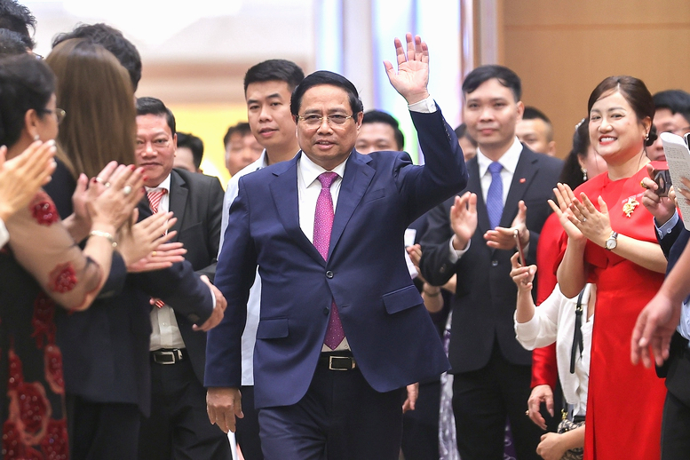 Gặp Thủ tướng, doanh nghiệp "Make in Vietnam" chia sẻ bí quyết "về một Việt Nam mới hùng cường" - Ảnh 1