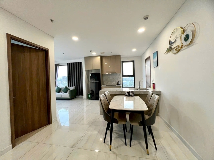 Môi giới bất động sản ở TP.HCM khóc ròng vì tháng 'cô hồn' - Ảnh 2