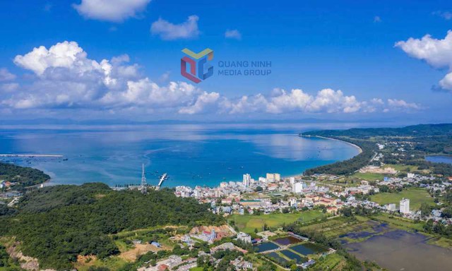 Từ đảo hoang sơ thành thiên đường giải trí biển đảo đặc sắc, khác biệt ngay cạnh cửa ngõ Thủ đô - Ảnh 1