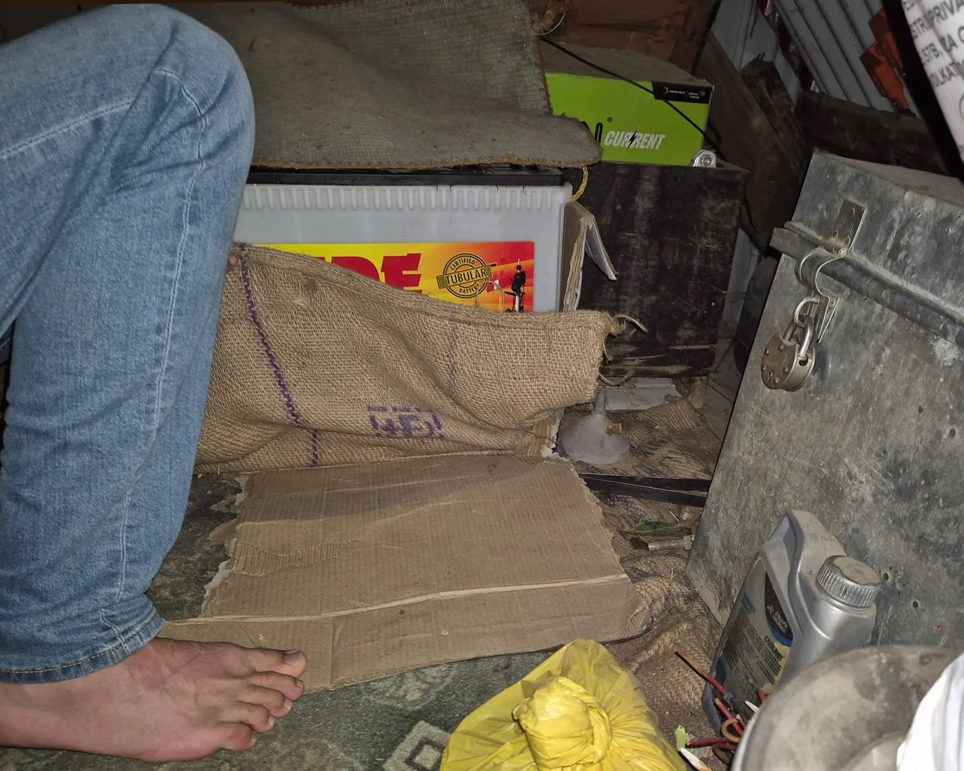 "Bán vàng của vợ" để mua xe điện và cái kết buồn: Pin sụt 60% chỉ sau 1 đêm, điểm yếu lộ ra nơi lạnh giá - Ảnh 3