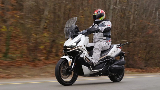 Xe tay ga Honda to, khỏe vừa ra mắt, cốp rộng gấp gần 3 lần của Vision: Hơn thua gì xe Yamaha, Zontes? - Ảnh 7