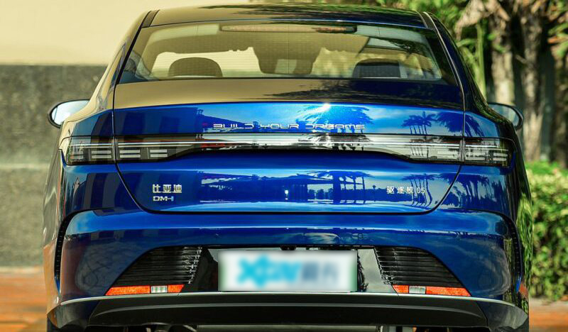 Lộ ảnh BYD 05 tại Việt Nam: Sedan cỡ C dùng động cơ plug-in hybrid, chạy 120km không cần xăng - Ảnh 7