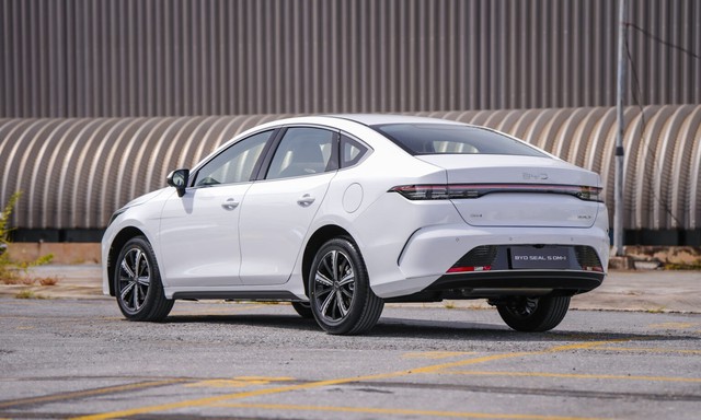 Dự thảo ô tô con ăn xăng 4,83L/100km, 96% xe không đạt phải ngừng bán: Cục Đăng kiểm giải thích thế nào? - Ảnh 1