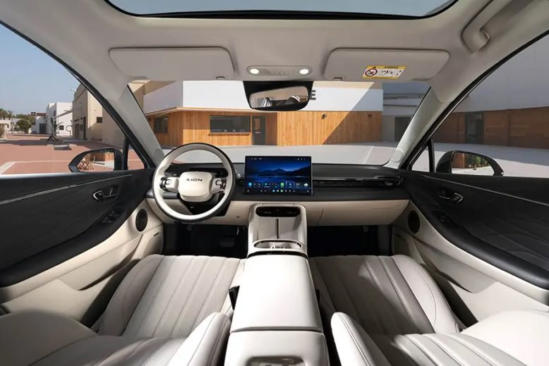 ‘Toyota Camry’ phiên bản Trung Quốc ra mắt bản nâng cấp tại quê nhà: Giá khởi điểm hơn 300 triệu đồng, phạm vi hoạt động 650 km - Ảnh 3