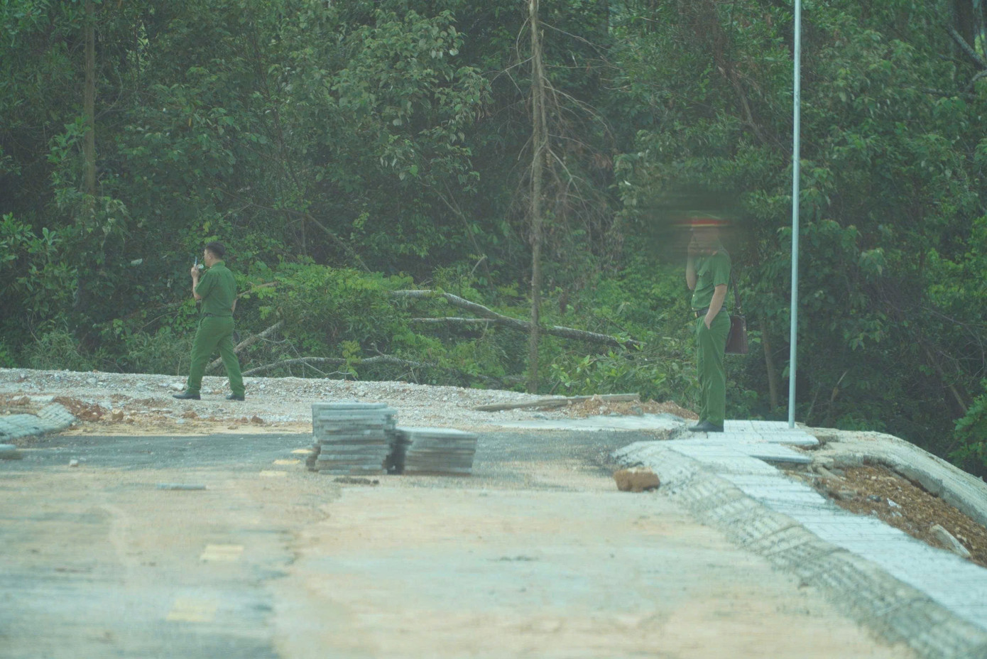 Công an vào cuộc khi đất làng quê 'sốt nóng' sau công bố quy hoạch - Ảnh 3