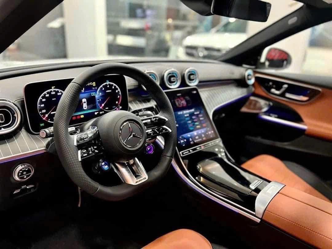 Mercedes-AMG C 43 giảm giá kỷ lục còn dưới 2 tỷ đồng tại đại lý: Máy khủng nhưng 'rẻ' ngang bản thường, gián tiếp làm khó Civic Type R - Ảnh 9