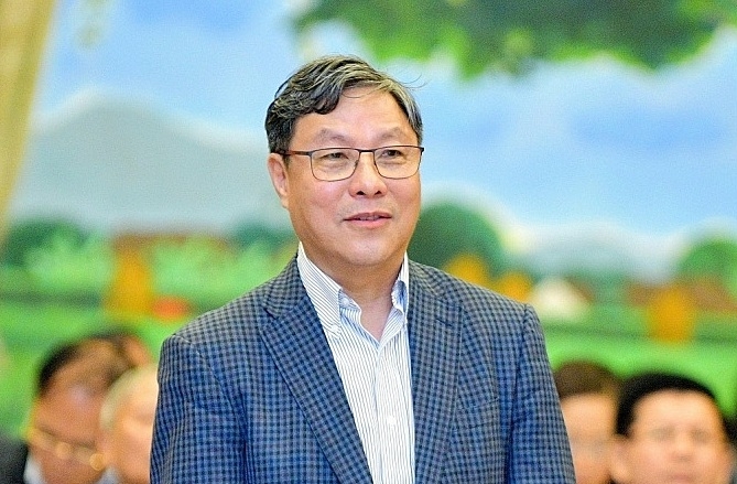 AI, tiêu dùng xanh và thương mại số: Nguyên thứ trưởng Đặng Huy Đông tiết lộ 3 làn sóng đang viết lại thói quen tiêu dùng Việt Nam - Ảnh 1