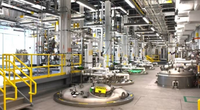 Fujifilm - 'TSMC của ngành thuốc': Sẽ sản xuất 50 triệu liều dược phẩm mỗi năm, có loại cho doanh thu trên 1 tỷ USD - Ảnh 2