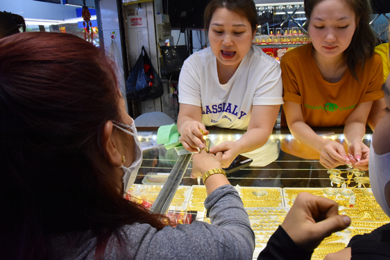 Thuế giao dịch vàng phải đánh trúng đầu cơ - Ảnh 3