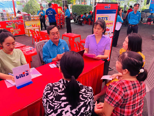 Cẩn trọng khi bị điều chuyển công việc - Ảnh 1