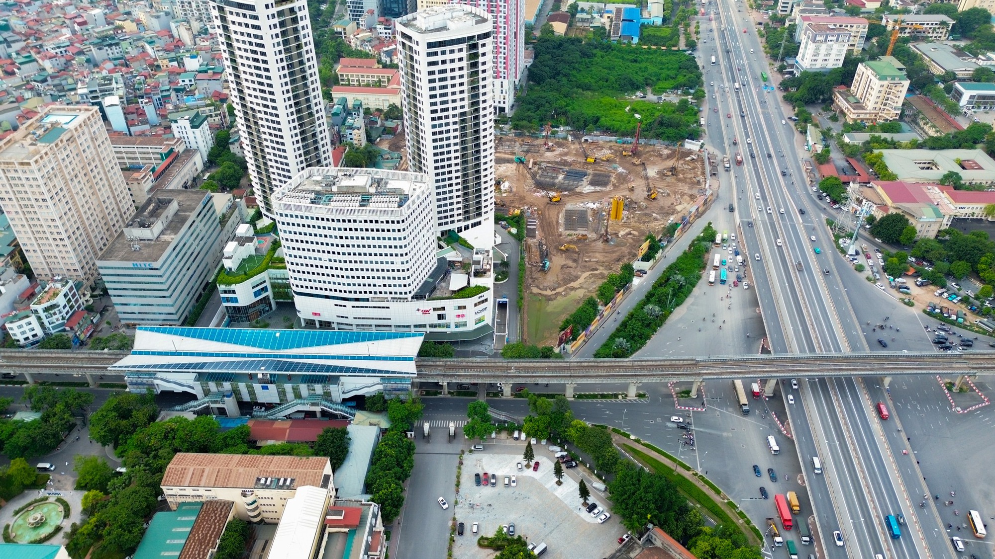 Tin vui cho thị trường chung cư Hà Nội: Dự kiến giai đoạn 2026 - 2027 sẽ đón nhận khoảng 46.600 căn hộ từ 43 dự án - Ảnh 2