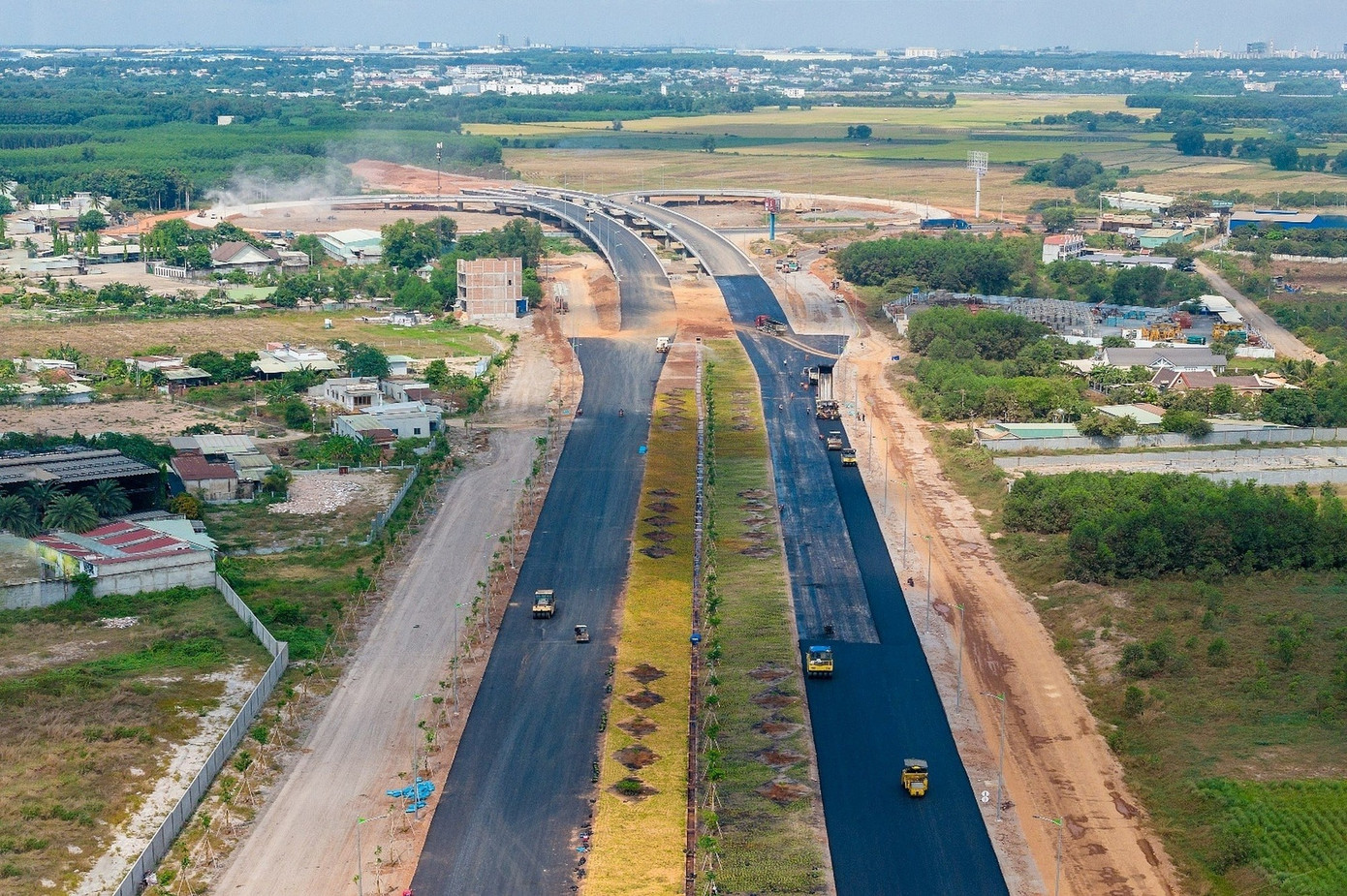 Đề xuất mới liên quan tuyến đường kết nối sân bay Gia Bình về Hà Nội - Ảnh 1