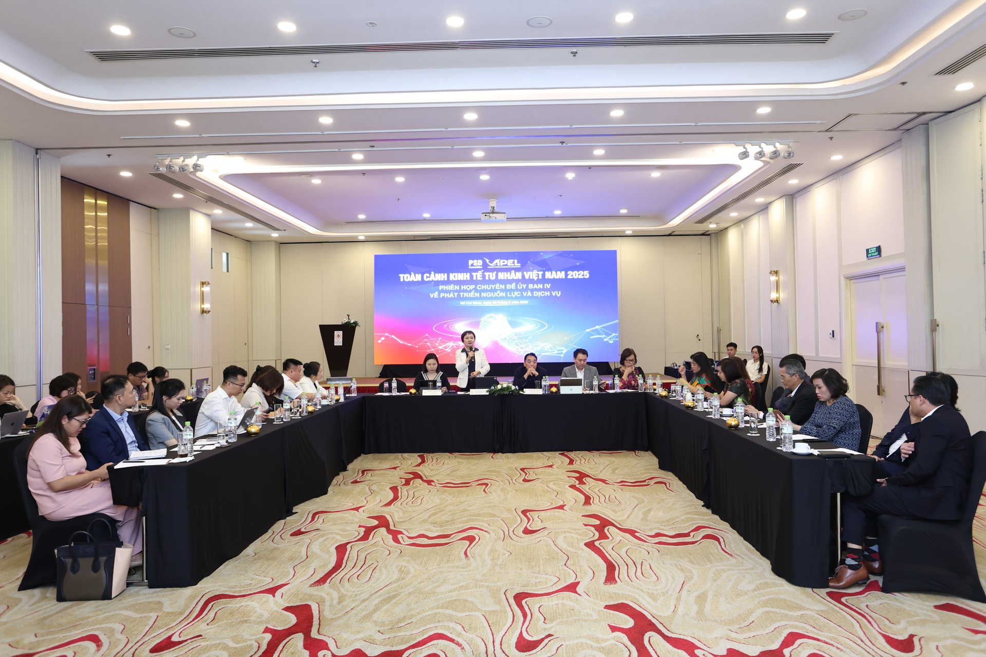 Các "nữ tướng" hiến kế thúc đẩy kinh tế tư nhân: Từ trăn trở trà Việt của Chủ tịch Thái Hưng đến đề xuất Hệ sinh thái du lịch - lifestyle của Chủ tịch PNJ Cao Thị Ngọc Dung - Ảnh 2