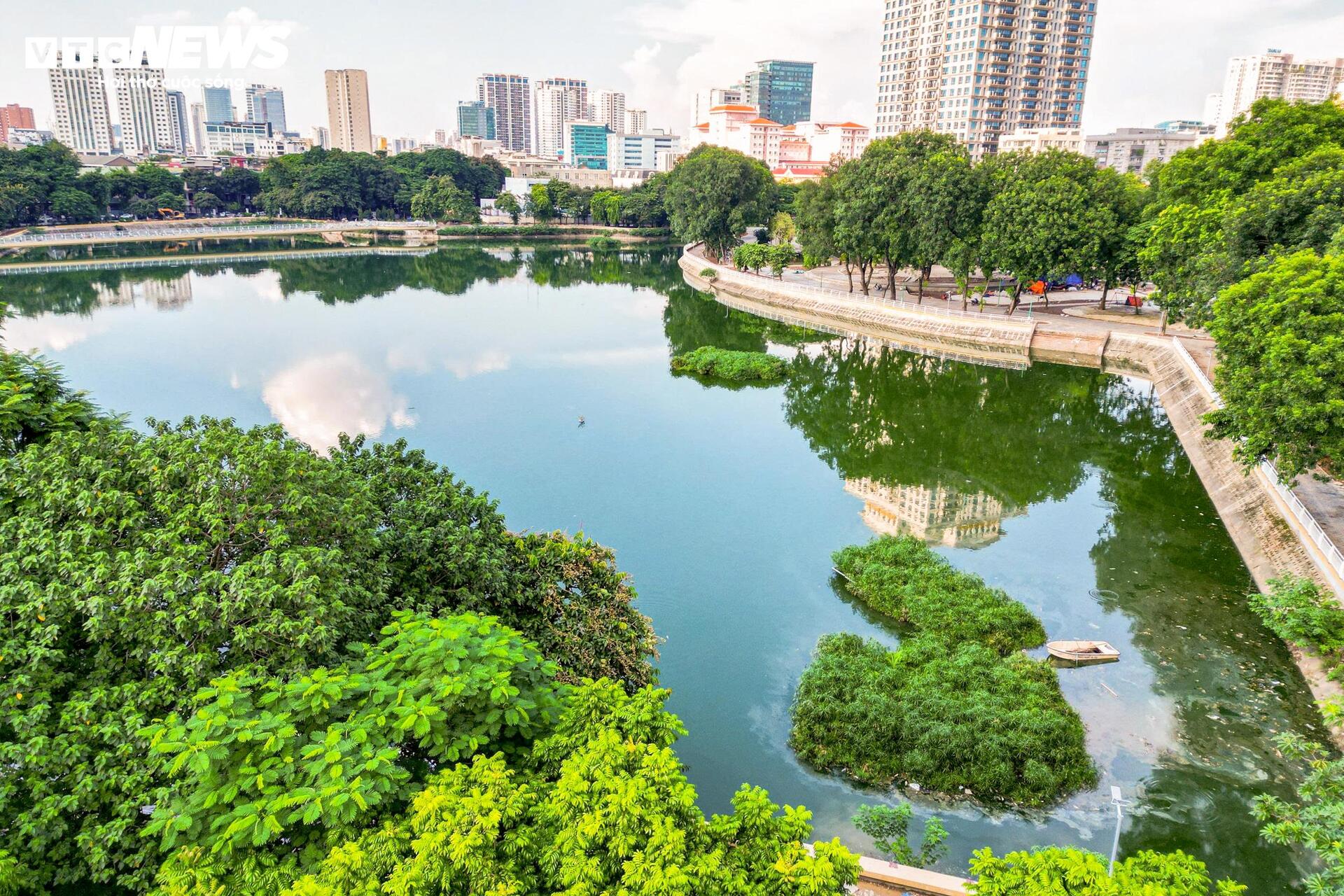 Hà Nội: Công viên Nghĩa Đô 'lột xác', xuất hiện cầu đi bộ hình cây đàn độc đáo - Ảnh 3