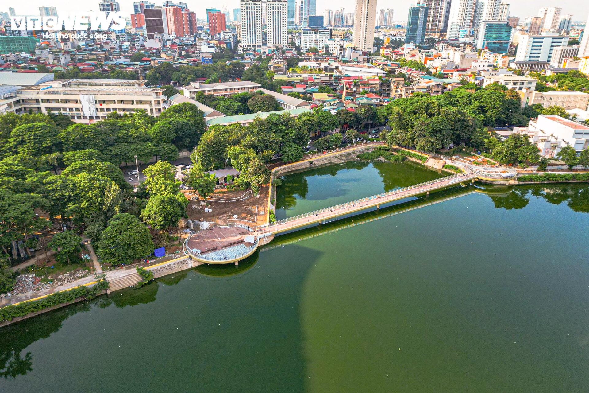 Hà Nội: Công viên Nghĩa Đô 'lột xác', xuất hiện cầu đi bộ hình cây đàn độc đáo - Ảnh 5