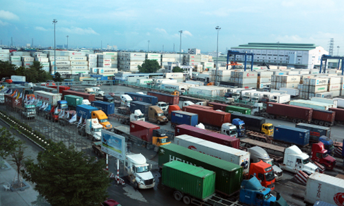 NYT: Việt Nam soán ngôi công xưởng giày thế giới từ Trung Quốc, DN Boston 90 năm cũng phải ‘di cư’ đến Đồng Nai và 40-50% lượng giày Nike, Adidas là Made in Vietnam - Ảnh 5