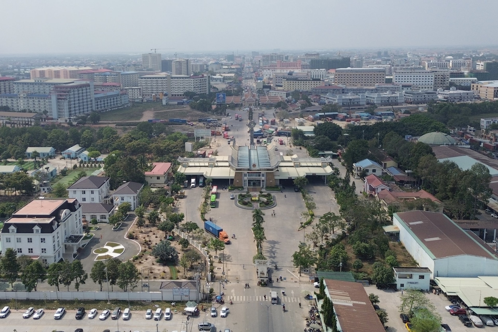 Một công trình trên biên giới Việt Nam - Campuchia ghi nhận số liệu 600 triệu USD - Ảnh 1