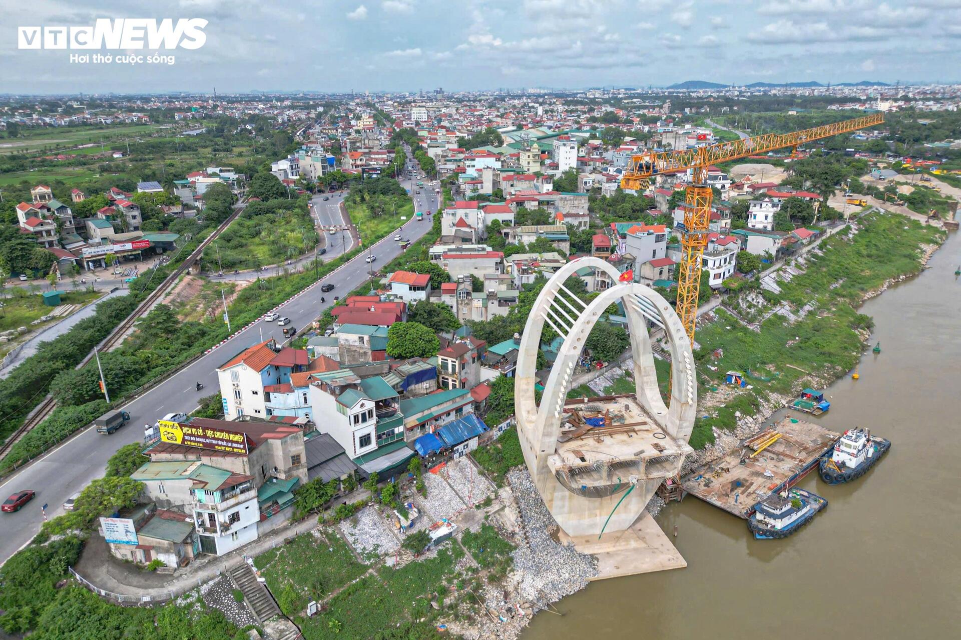 Lộ diện ‘dải lụa giao duyên’ bằng thép vắt qua sông Đuống - Ảnh 13