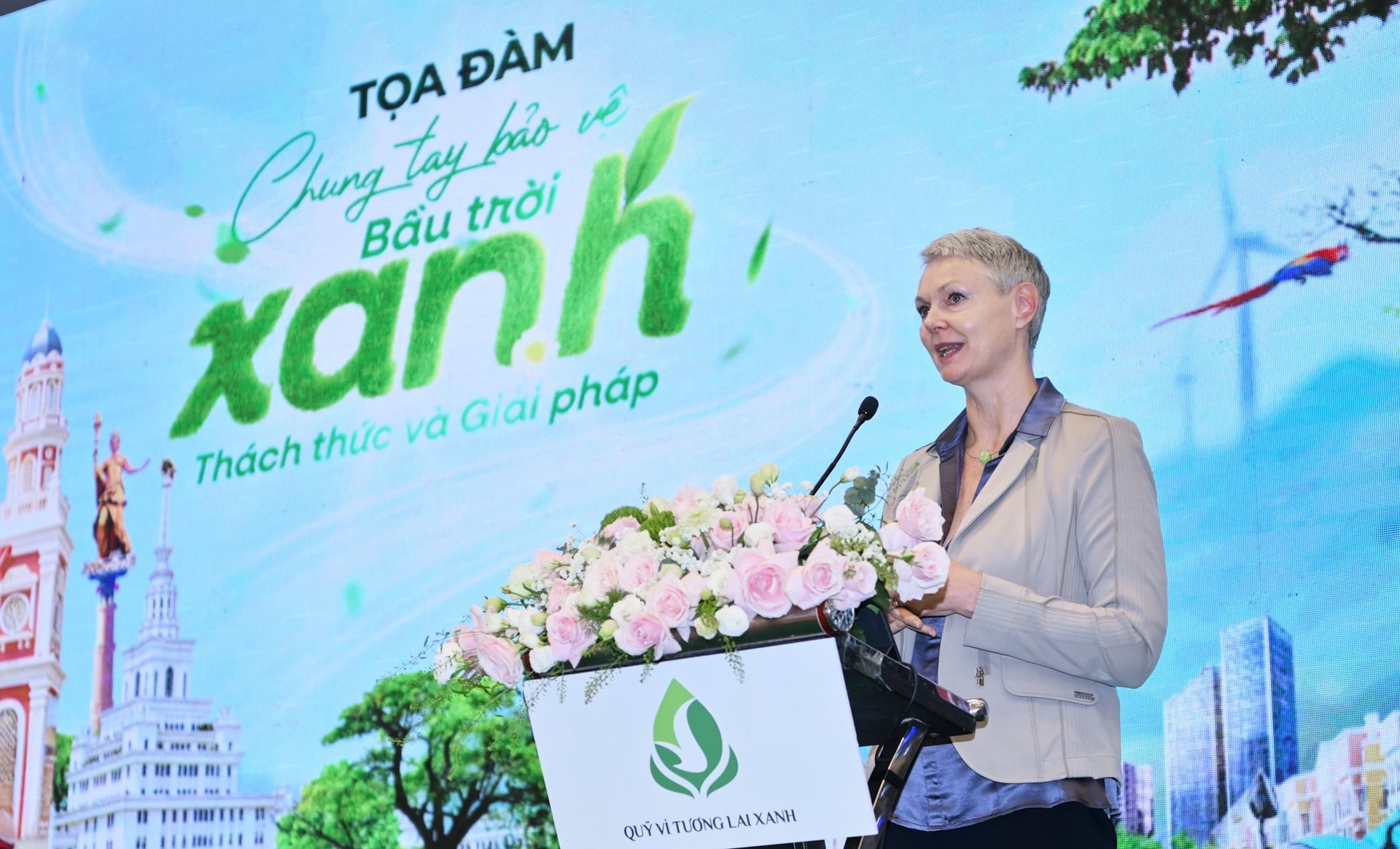 Đại sứ Na Uy nhiều lần đi xe điện VinFast tại Việt Nam: “Tôi hy vọng sẽ thấy loại xe này ở Na Uy” - Ảnh 3