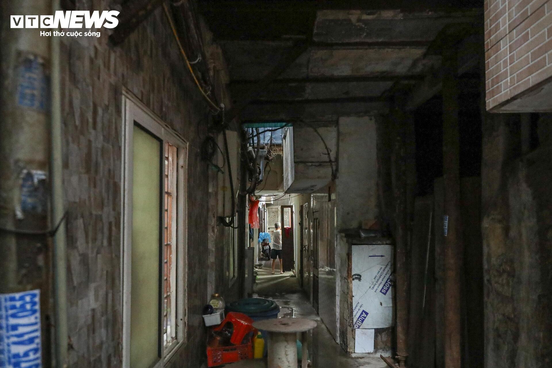 Cận cảnh 59 công trình trên đất vàng Hồ Gươm sắp phải di dời để xây quảng trường - Ảnh 8