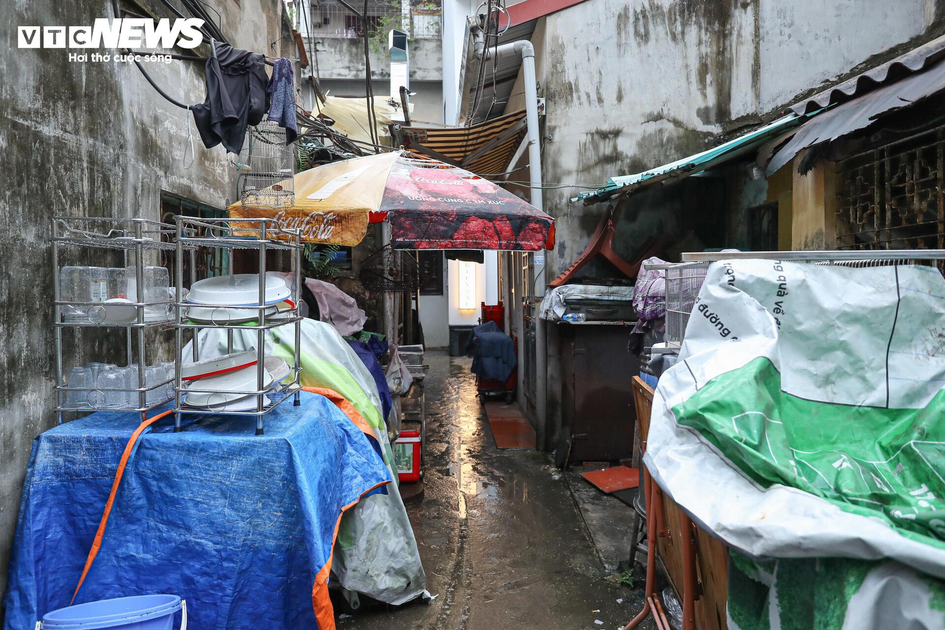 Cận cảnh 59 công trình trên đất vàng Hồ Gươm sắp phải di dời để xây quảng trường - Ảnh 4