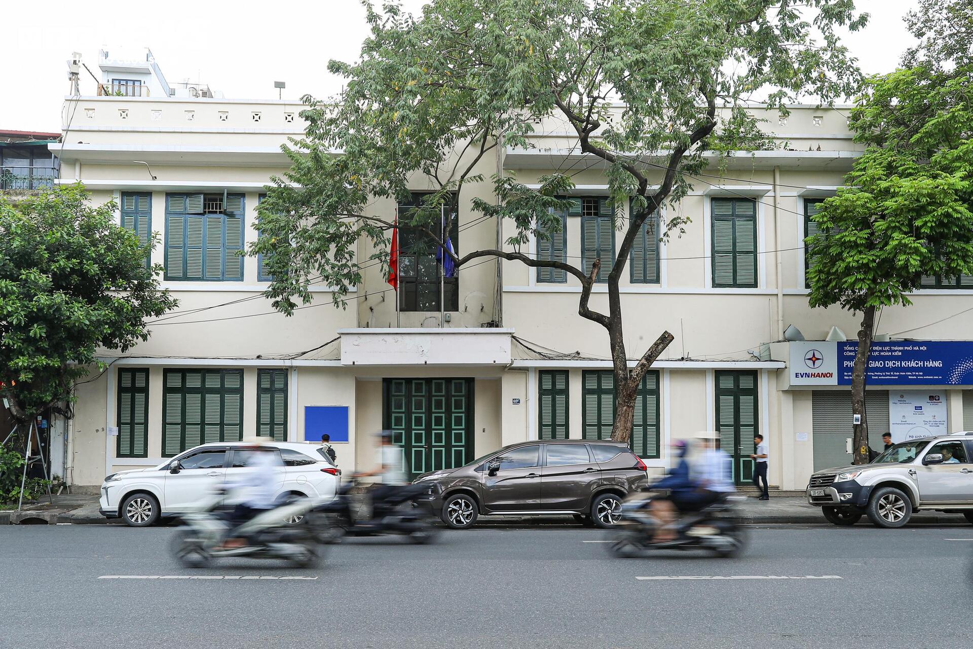 Cận cảnh 59 công trình trên đất vàng Hồ Gươm sắp phải di dời để xây quảng trường - Ảnh 16