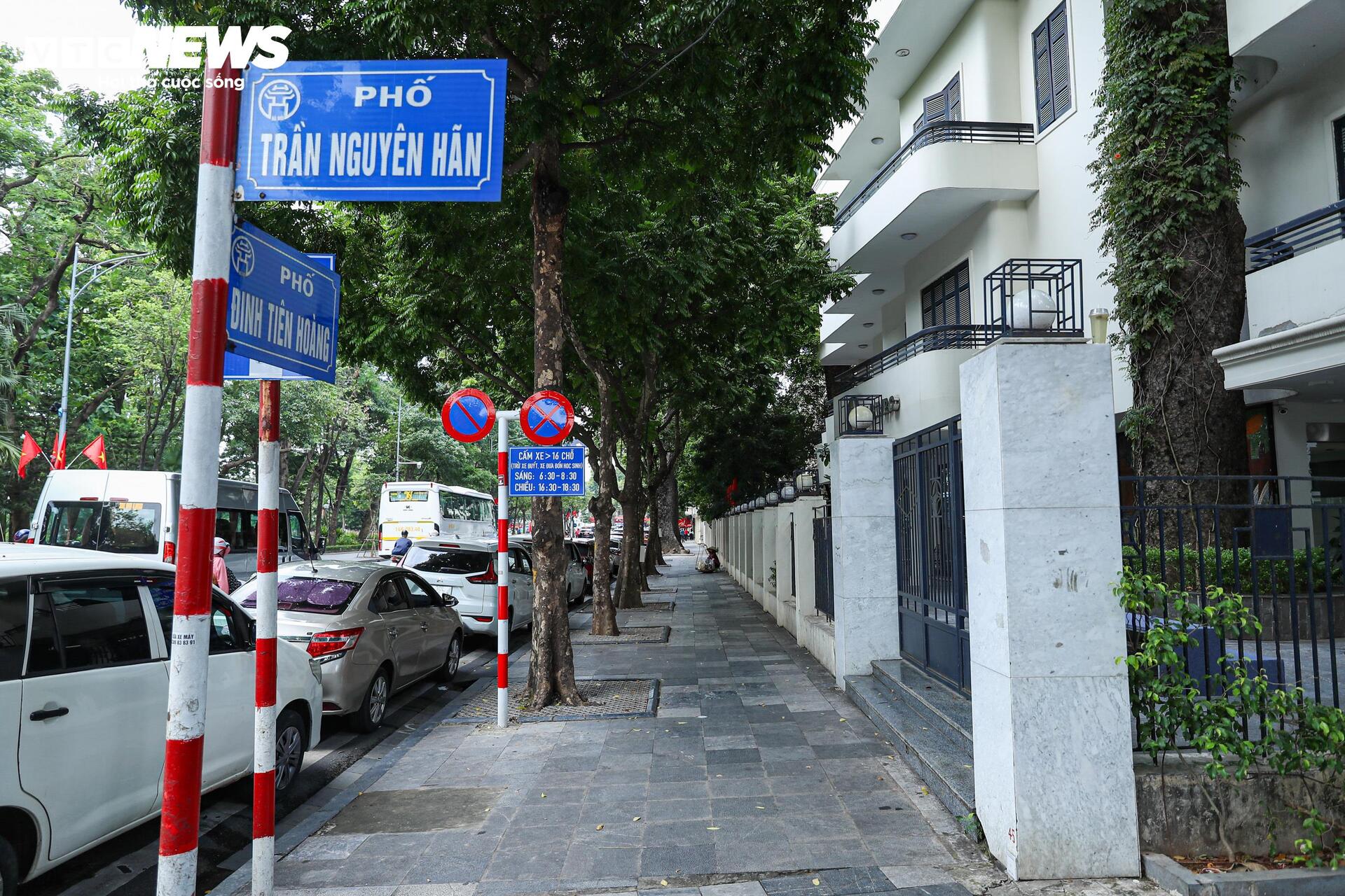 Cận cảnh 59 công trình trên đất vàng Hồ Gươm sắp phải di dời để xây quảng trường - Ảnh 20