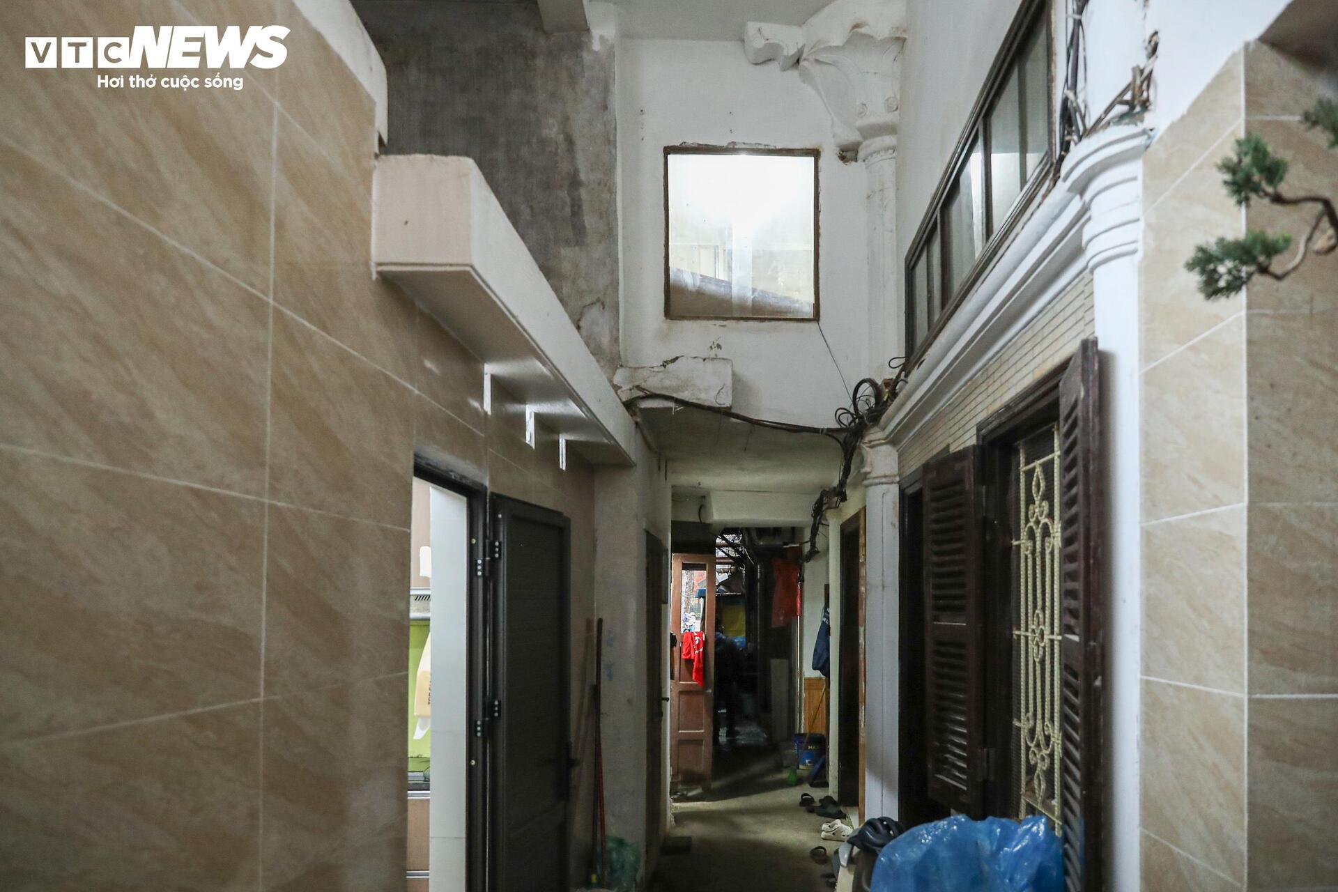 Cận cảnh 59 công trình trên đất vàng Hồ Gươm sắp phải di dời để xây quảng trường - Ảnh 11