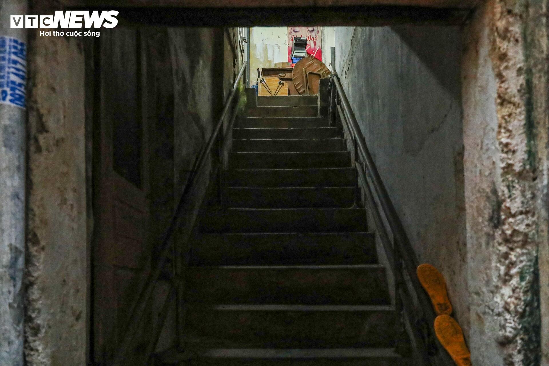 Cận cảnh 59 công trình trên đất vàng Hồ Gươm sắp phải di dời để xây quảng trường - Ảnh 7