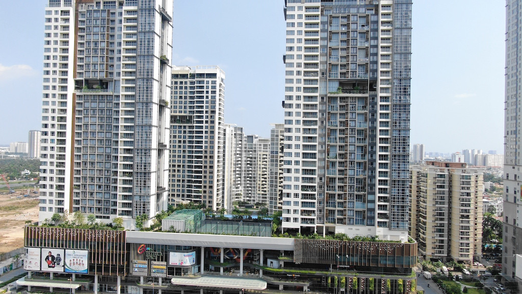 'Mổ xẻ' lý do giảm giá nhà mãi vẫn ở trên giấy - Ảnh 1