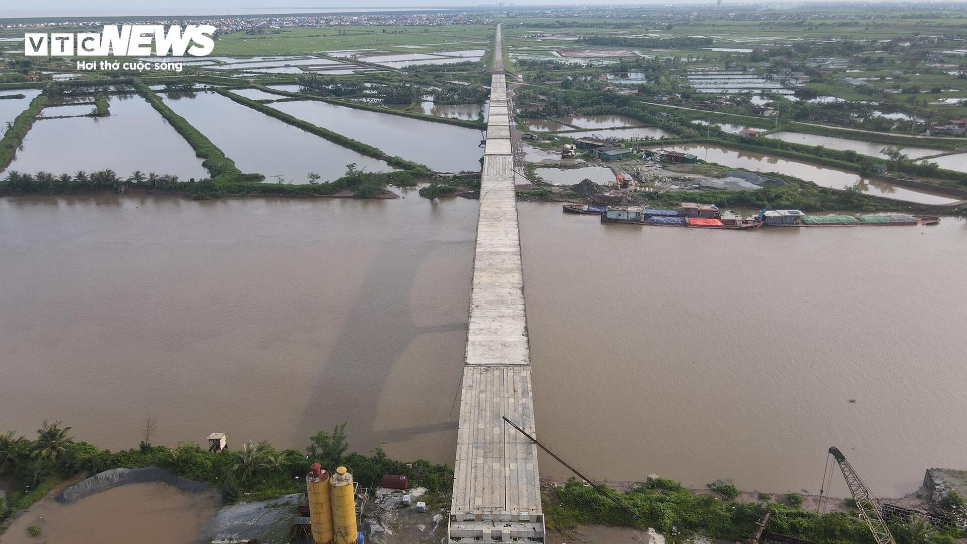 Đường bộ ven biển qua Hải Phòng 3.700 tỷ đồng 'đắp chiếu' sau 8 năm khởi công - Ảnh 19