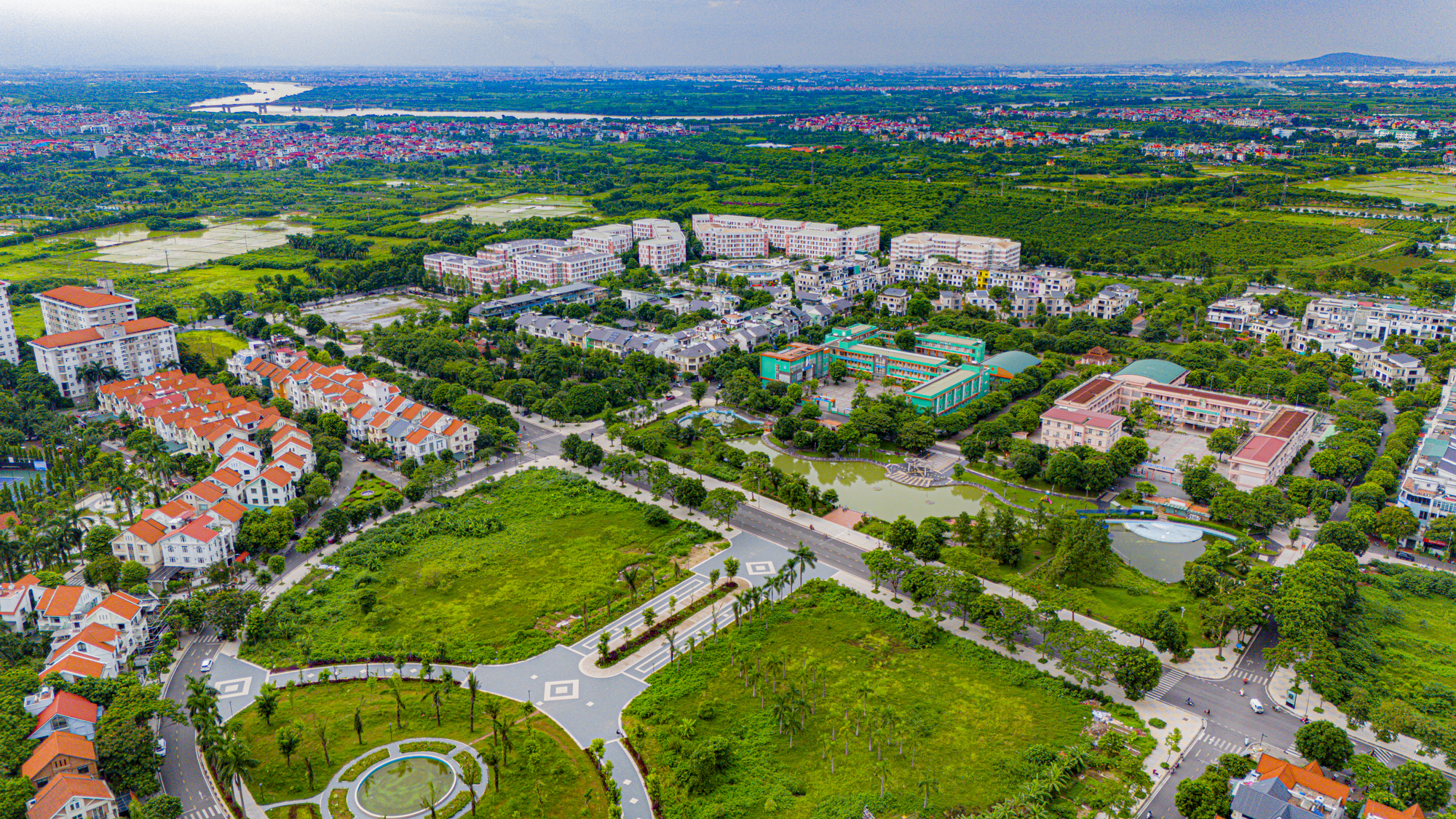 Khu đô thị 2.400 tỷ cạnh Vinhomes Ocean Park, gần cầu Thanh Trì sắp có thêm khu nhà ở xã hội cho hơn 900 người - Ảnh 1