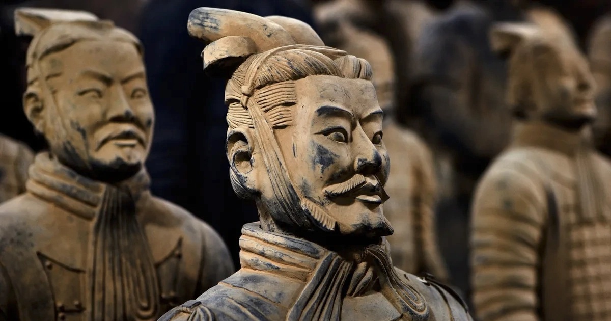 Khi khai quật đội quân đất nung trong lăng Tần Thuỷ Hoàng, chuyên gia đã phạm sai lầm lớn: 15 giây "mất mát" mà Trung Quốc mãi tiếc nuối - Ảnh 3