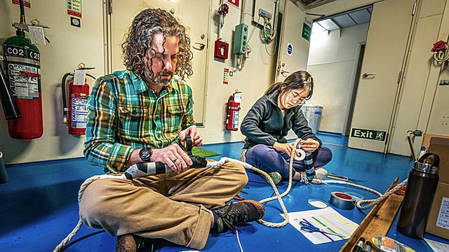 Lộ ổ siêu động đất ở rãnh Nhật Bản: Khoan sâu 7km hé lộ cơ chế sóng thần 2011, cảnh báo thảm họa tái diễn - Ảnh 4