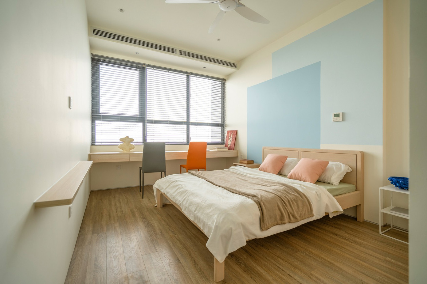 Thiết kế căn hộ 144m2 với gam màu tươi sáng khởi tạo năng lượng tích cực cho gia chủ - Ảnh 10