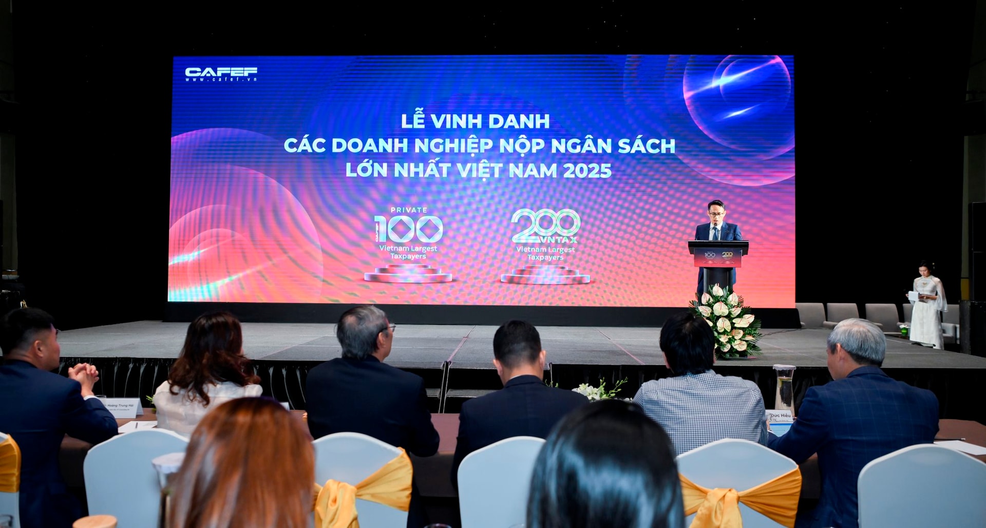 TS. Nguyễn Văn Phụng: 'Nhiều DN nộp thuế 1.000 tỷ, 10.000 tỷ, thậm chí 20.000 tỷ đồng nhưng tôi lại trân trọng những DN đóng 100 tỷ' - Ảnh 4