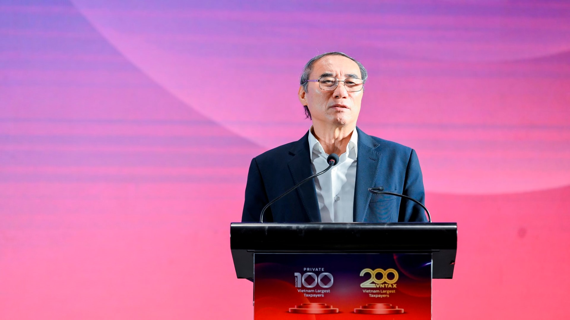 TS. Nguyễn Văn Phụng: 'Nhiều DN nộp thuế 1.000 tỷ, 10.000 tỷ, thậm chí 20.000 tỷ đồng nhưng tôi lại trân trọng những DN đóng 100 tỷ' - Ảnh 2