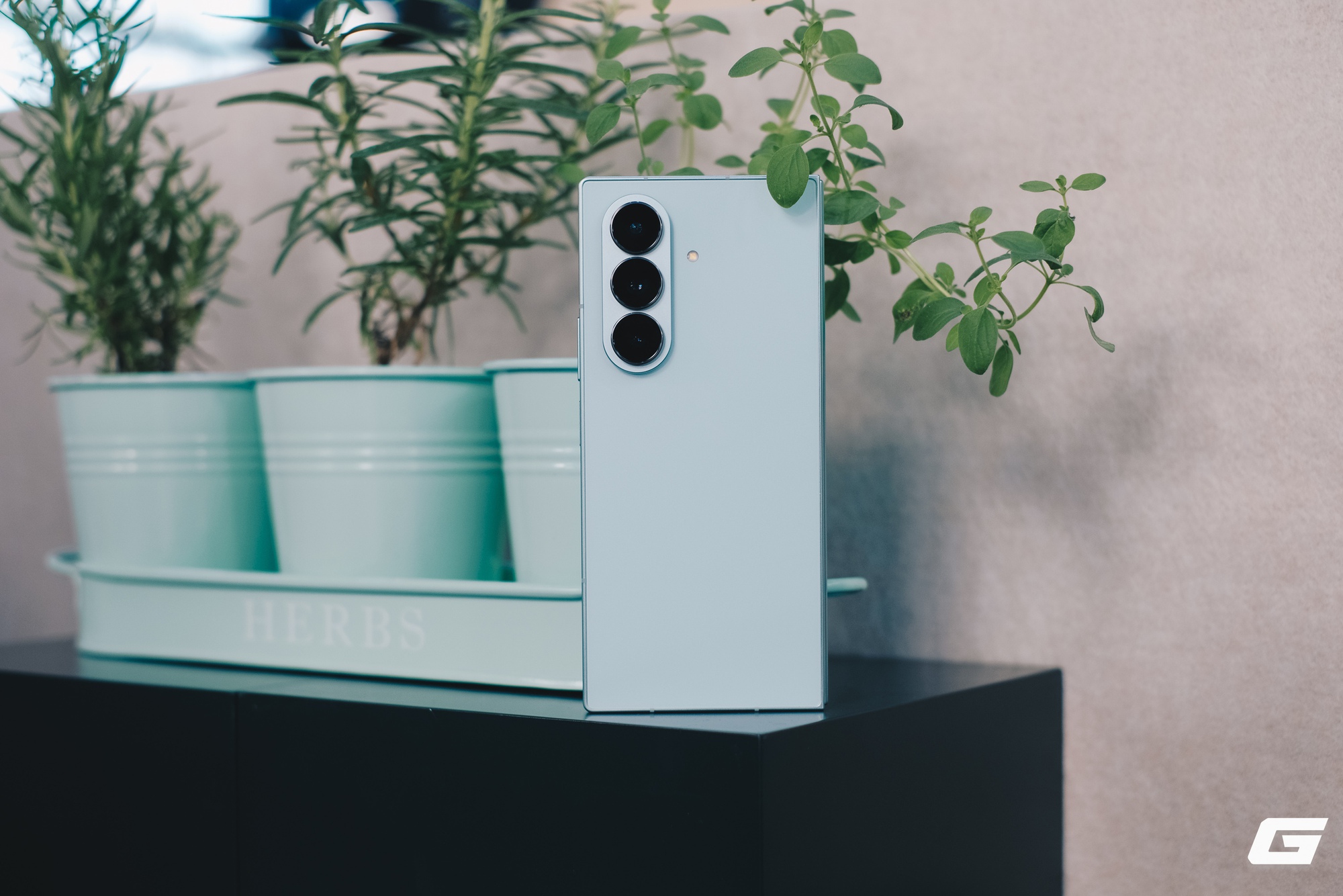 Nhìn lại chặng đường phát triển của smartphone gập: Đã cải tiến và đi xa đến mức nào? - Ảnh 9