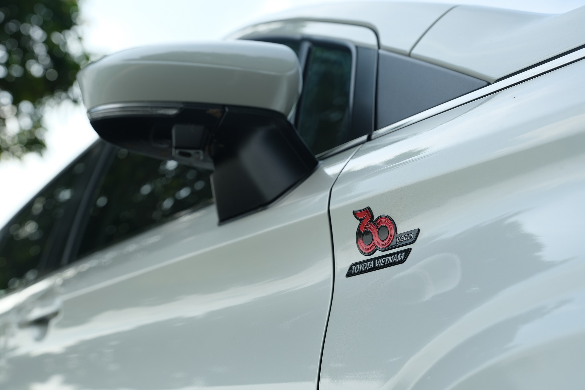 Toyota Việt Nam chơi lớn dịp 30 năm: Ra mắt Vios, Veloz Cross, Yaris Cross bản đặc biệt, giới hạn 1.000 chiếc, giá không đổi - Ảnh 2